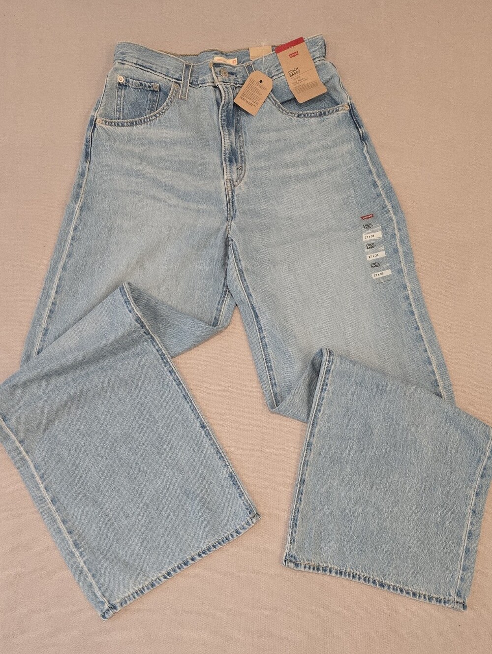LEVI'S Cinch Baggy Women's Light Wash Jeans Size 27 X 33 NWT